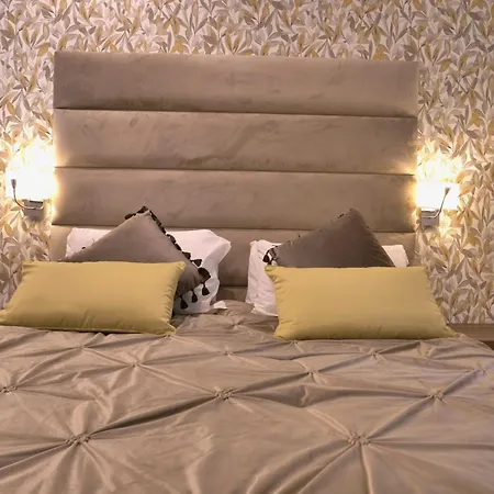 Helmirage Suite Trevi-2